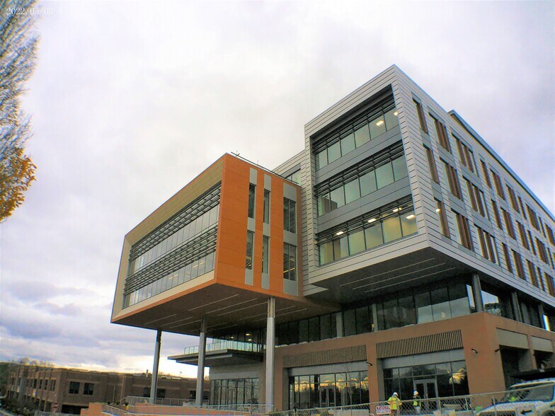 More Photos Of 220 Gilbert St, Blacksburg Office For Lease