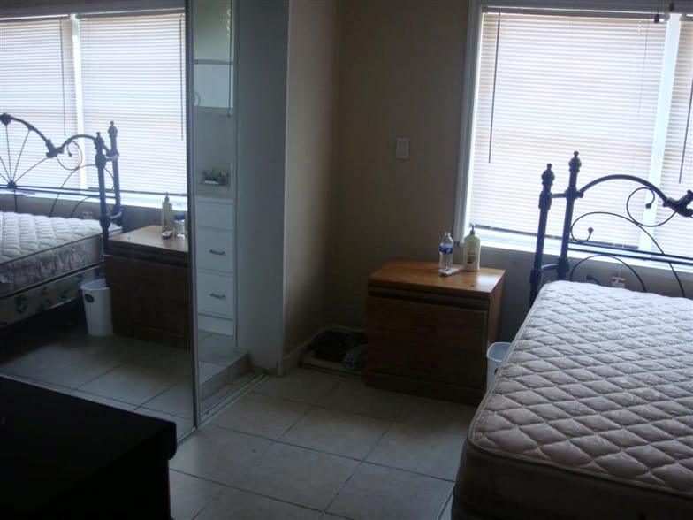More Photos Of 3006 N 44th St, Tampa General Retail For Sale