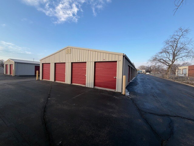 Primary Photo Of , Kenosha Specialty For Sale