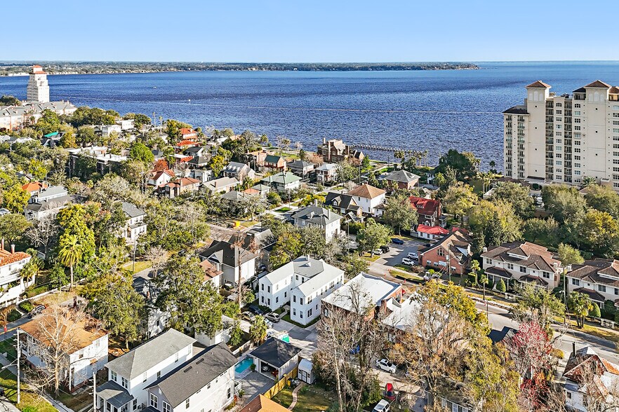 More Photos Of 2321 Riverside Ave, Jacksonville Apartments For Sale