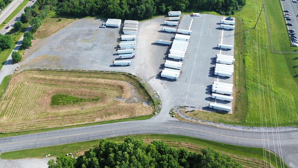 More Photos Of 16108 Transportation Circle, Williamsport Land For Lease