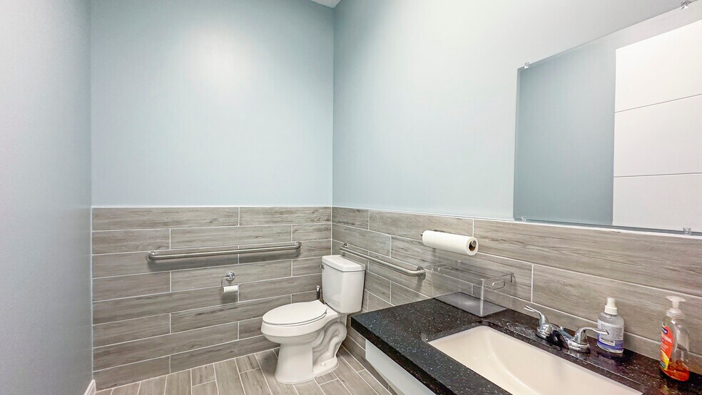 More Photos Of 26622 Cook Field Rd, Katy Medical For Lease