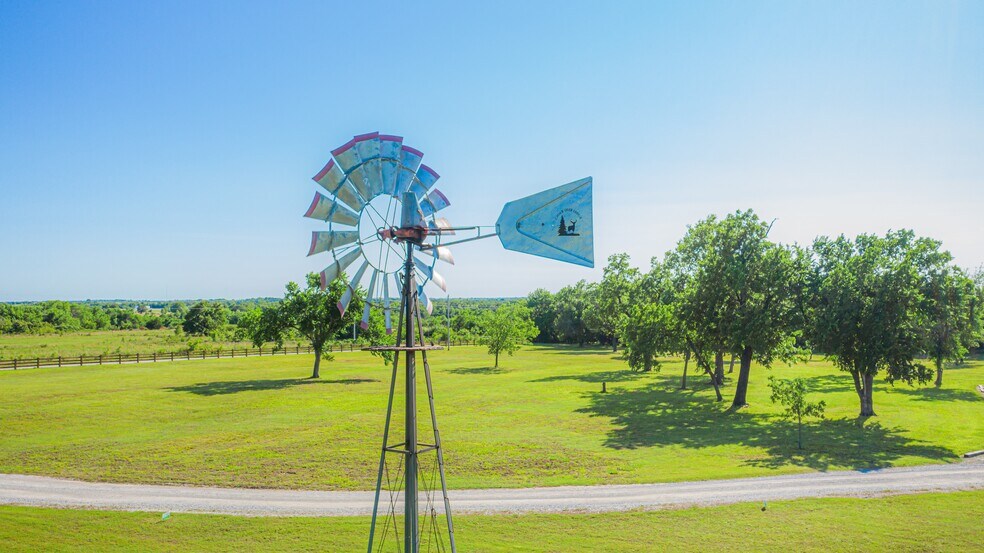 More Photos Of 347599 E 5400 Rd, Glencoe Lodge Meeting Hall For Sale