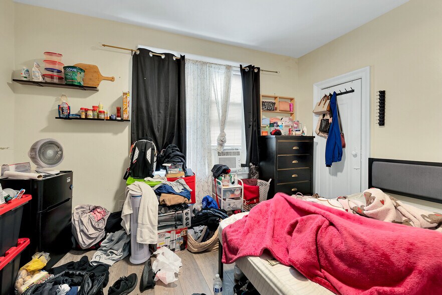 More Photos Of 4507 Bergenline Ave, Union City Storefront Retail Residential For Sale