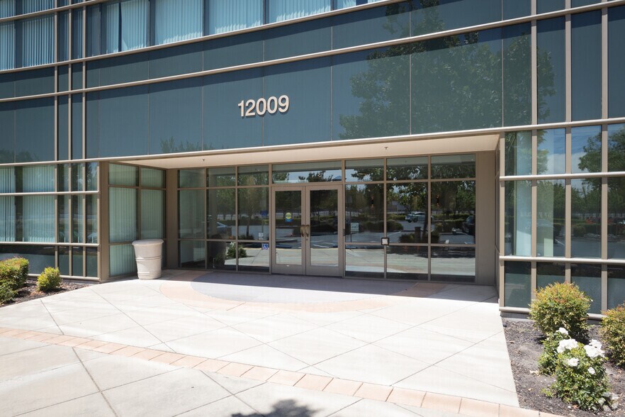 More Photos Of 12009 Foundation Pl, Gold River Office For Lease