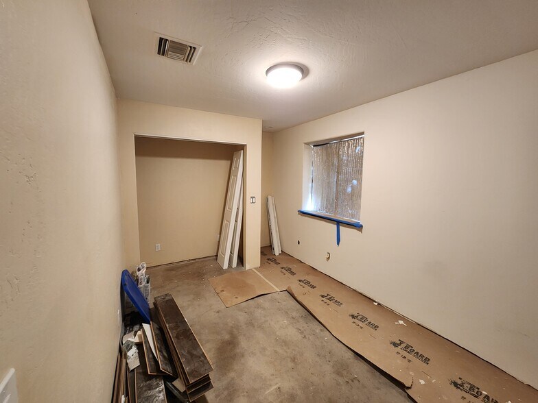 More Photos Of 45072 N Arizona Hwy 188, Tonto Basin Storefront Retail Office For Sale