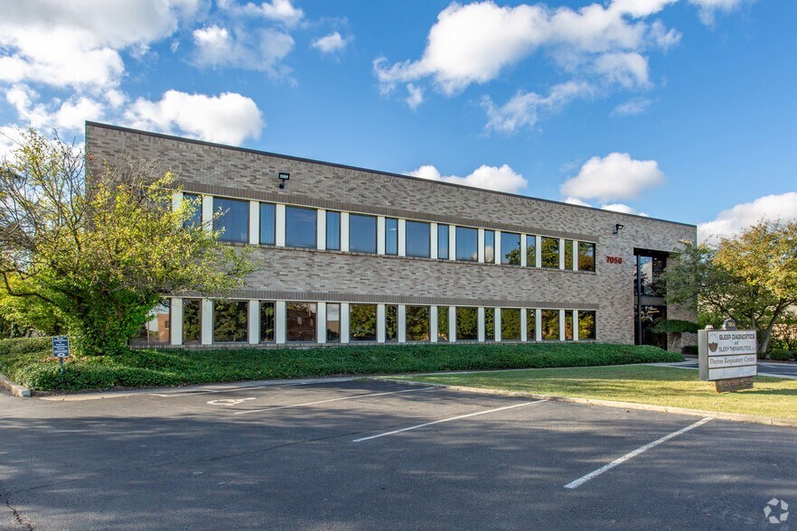 More Photos Of 7056 Corporate Way, Dayton Office For Lease
