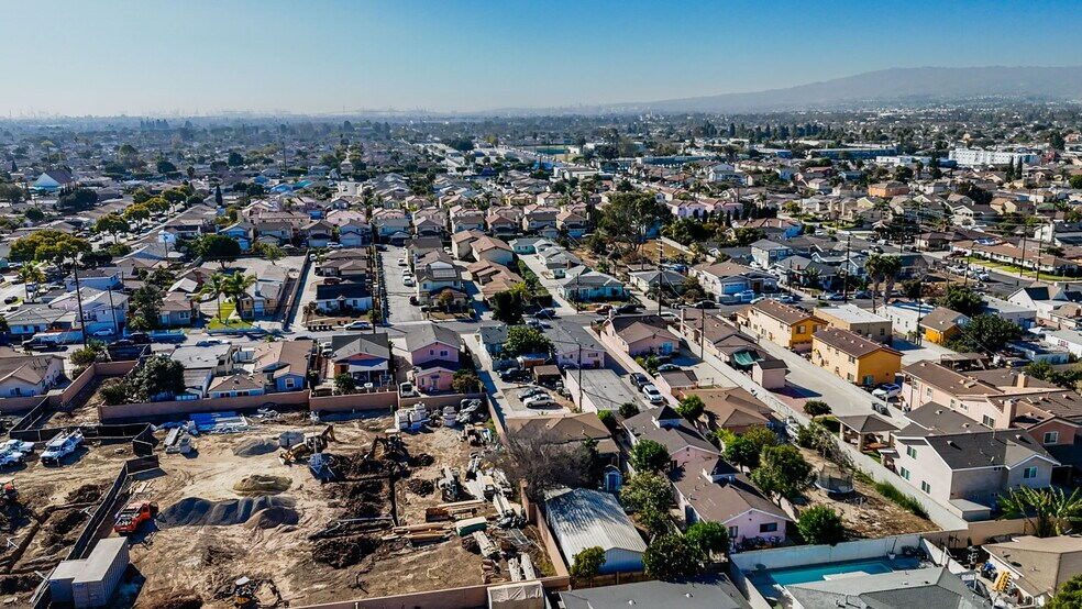 More Photos Of 339-341 E 220th St, Carson Multifamily For Sale