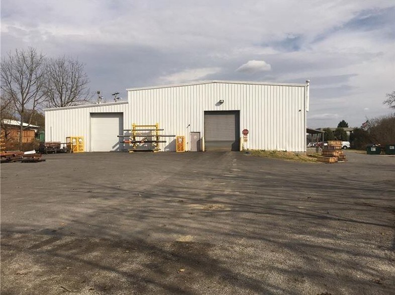 More Photos Of 20 Museum Rd, Washington Warehouse For Lease
