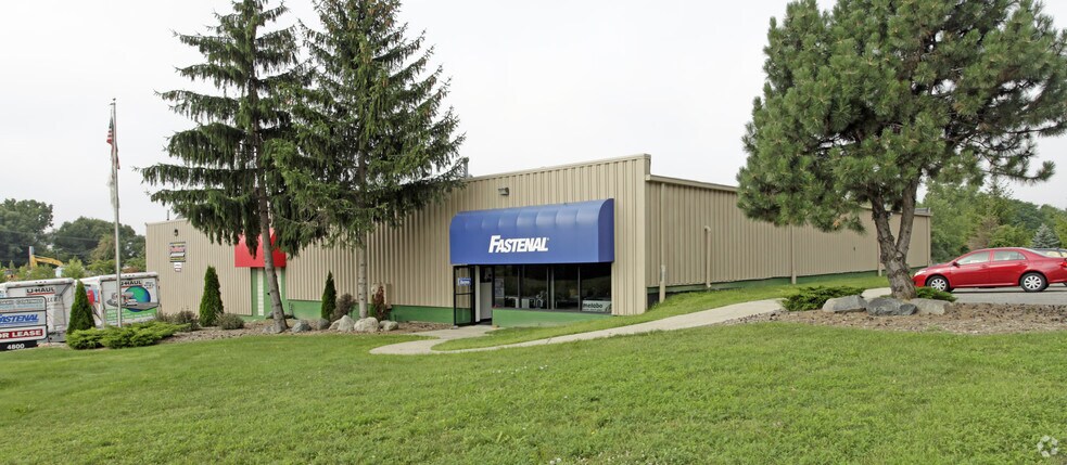 More Photos Of 4800 Joslyn Rd, Lake Orion Light Manufacturing For Sale