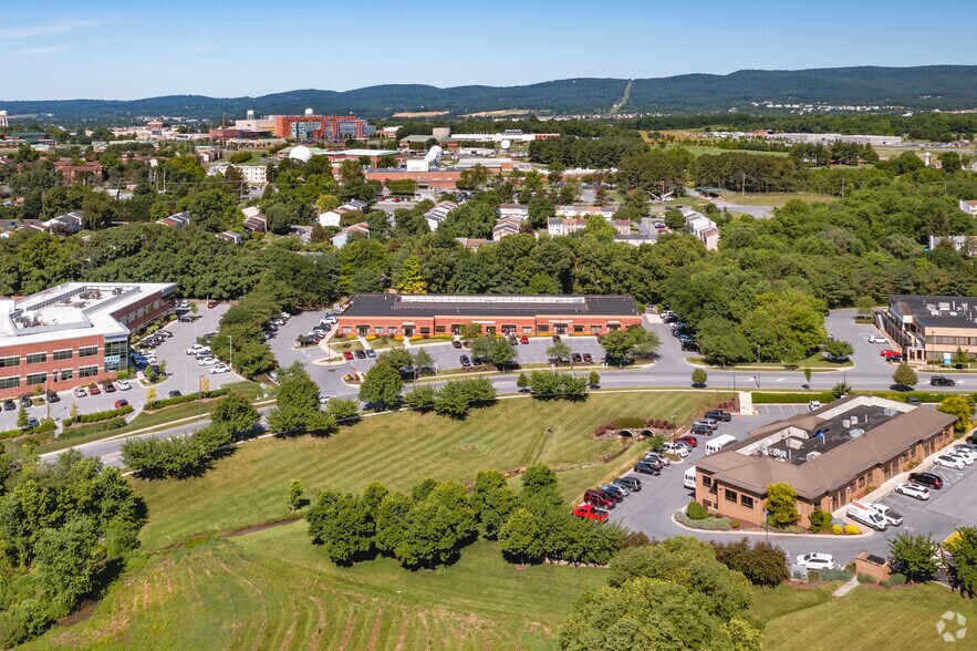 More Photos Of 141 Thomas Johnson Dr, Frederick Office For Sale