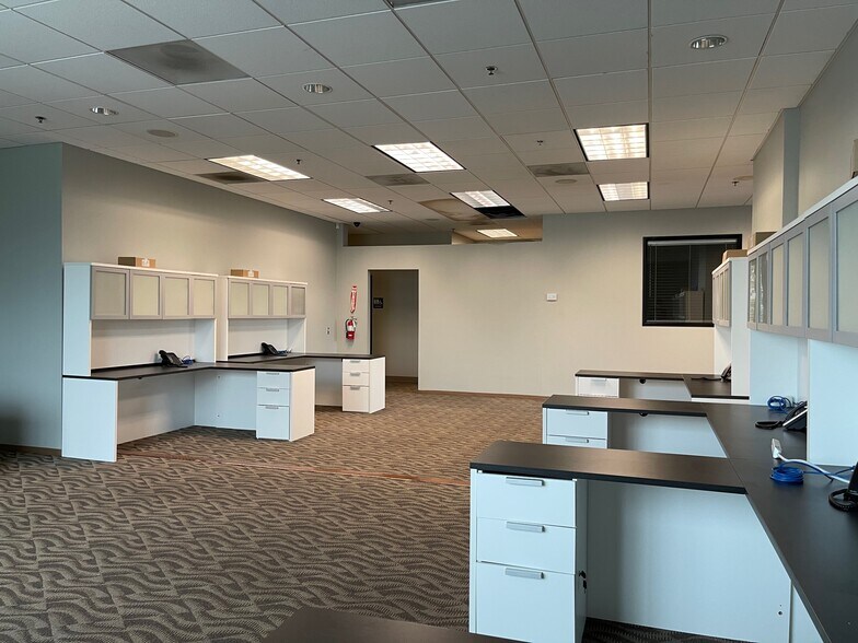 More Photos Of 73 Bunsen, Irvine Distribution For Lease