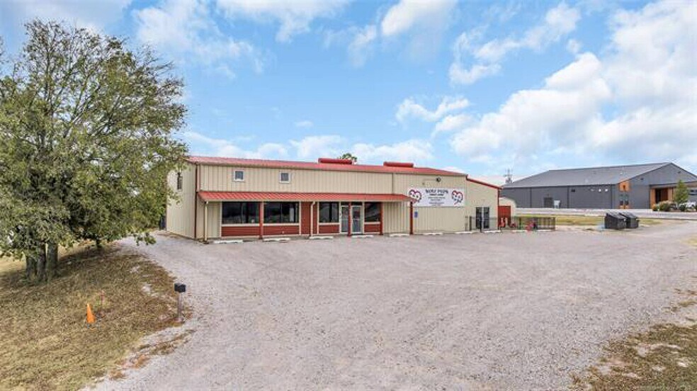 More Photos Of 4379 Highway 7 W, Sulphur Daycare Center For Sale