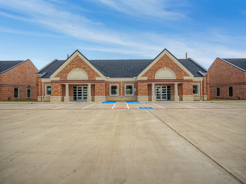More Photos Of 21611 FM 1093 Rd, Richmond Medical For Sale