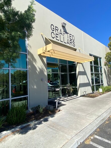 More Photos Of 2379 La Mirada Dr, Vista Warehouse For Lease