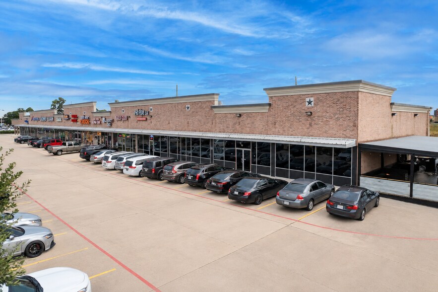 More Photos Of 9441-9451 FM 1960 W, Humble Unknown For Lease