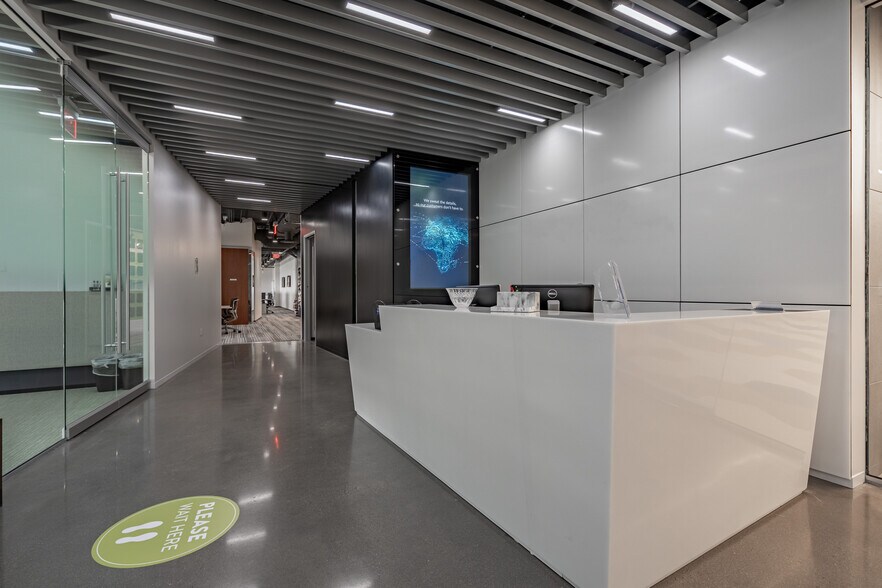 More Photos Of 1465 N Scottsdale Rd, Scottsdale Office For Lease