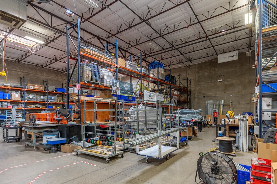 More Photos Of 1315 W Drivers Way, Tempe Research And Development For Lease