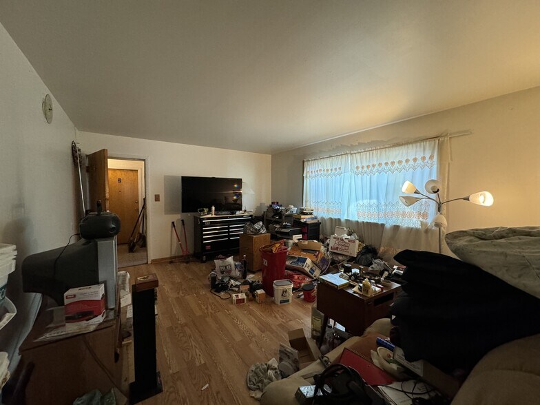 More Photos Of 13037 Seeley Ave, Blue Island Apartments For Sale