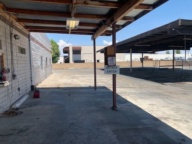 More Photos Of 43136 Rancho Way, Temecula Service For Sale