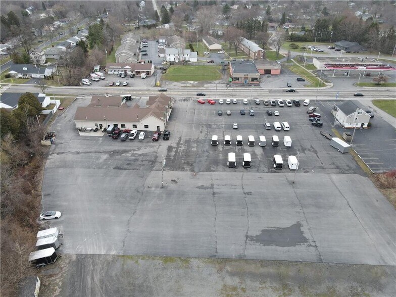 More Photos Of 4577 S Lake Rd, Brockport Auto Dealership For Sale
