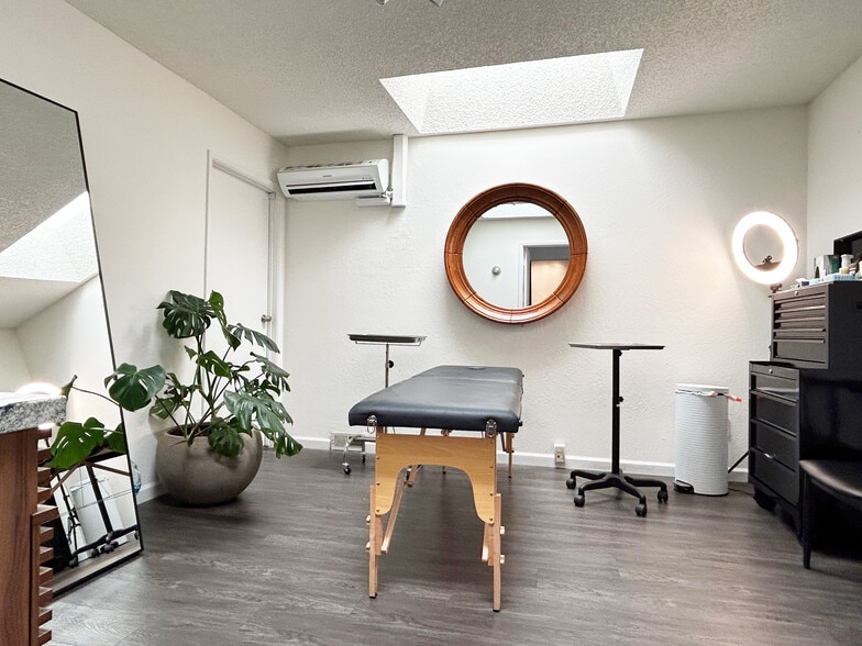 More Photos Of 501 S Bascom Ave, San Jose Storefront Retail Office For Sale