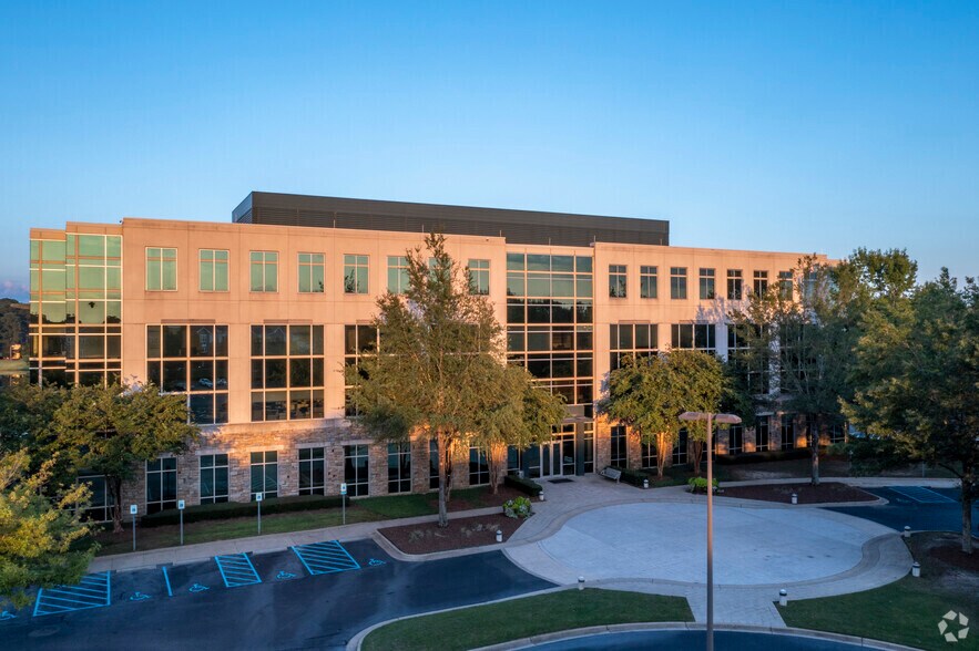 More Photos Of 2660 EastChase Ln, Montgomery Office For Lease