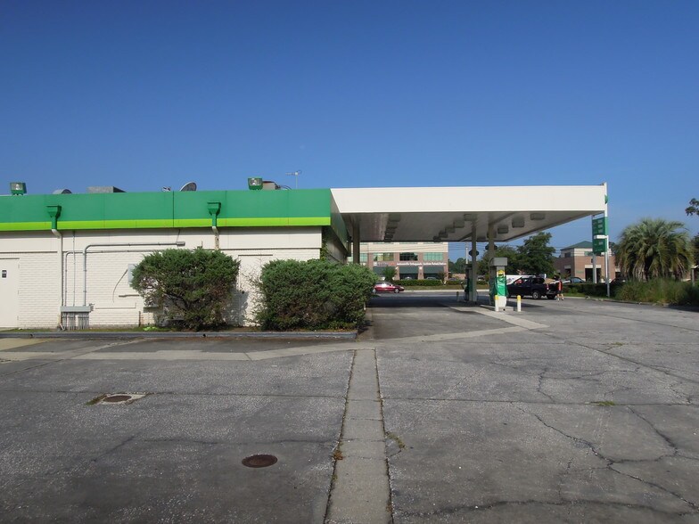 More Photos Of 12331 San Jose Blvd, Jacksonville Service Station For Lease
