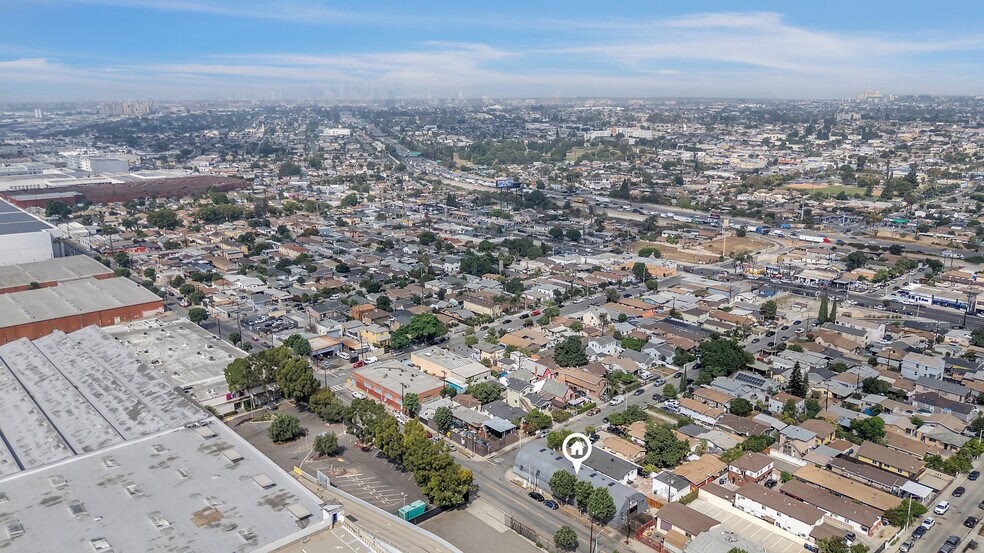 More Photos Of 1280 S Townsend Ave, Los Angeles Service For Lease