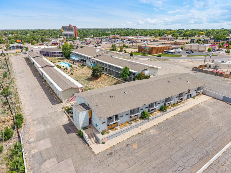 More Photos Of 2001 N Hudson Ave, Pueblo Hotel For Sale