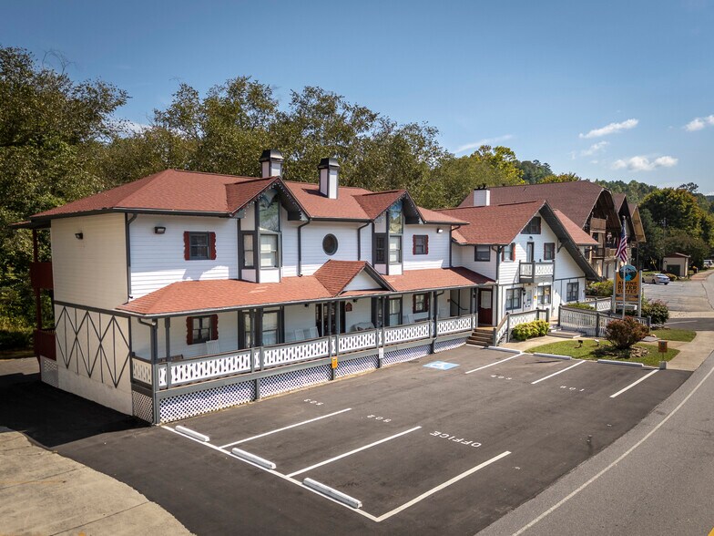More Photos Of 892 Edelweiss Strasse, Helen Hotel For Sale