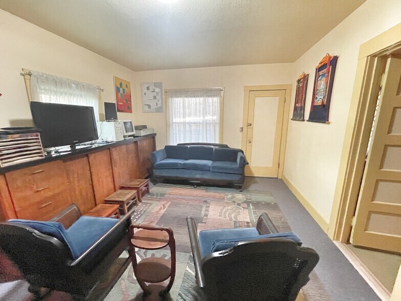 More Photos Of 7-9 Main St, Isleton Storefront Retail Residential For Sale