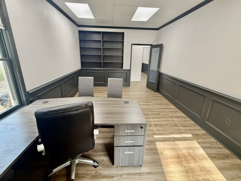 More Photos Of 1155 Hightower Trl, Atlanta Medical For Sale