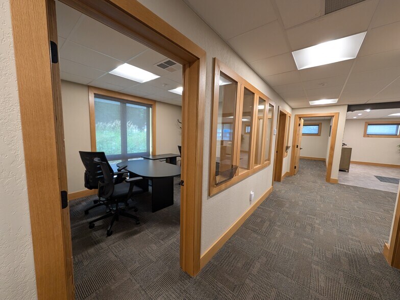 More Photos Of 5616 Third Ave, Ferndale Medical For Lease