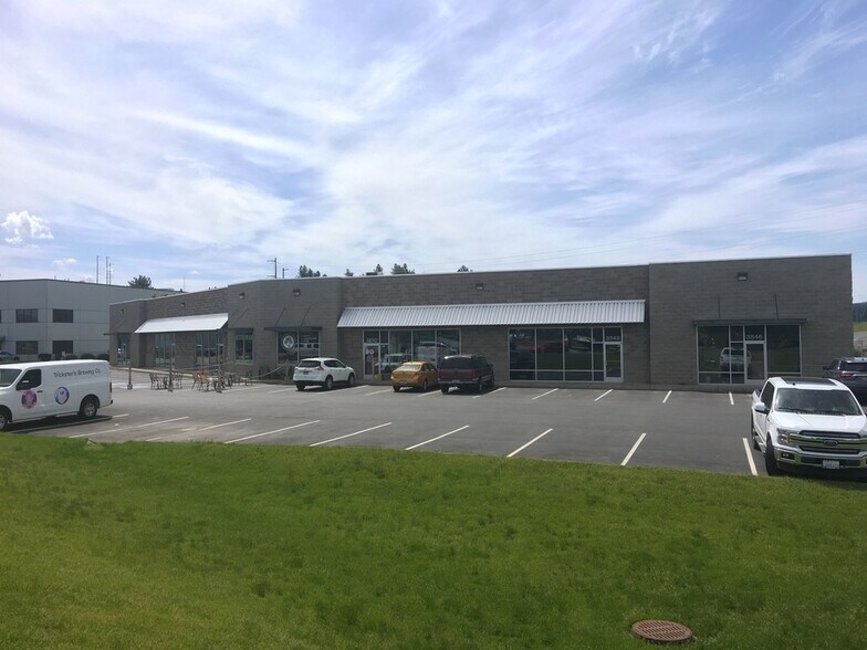 Primary Photo Of 3846-3856 N Schreiber Way, Coeur d'Alene Showroom For Lease