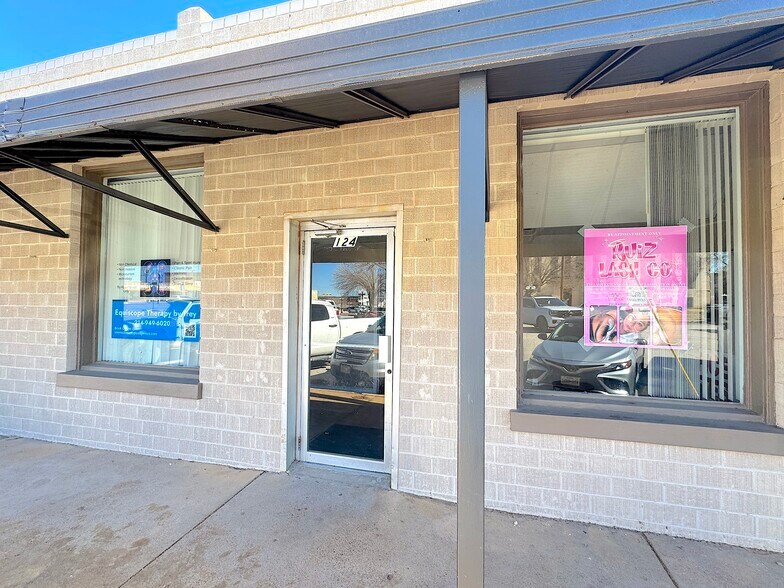 More Photos Of 128 N Church St, Jacksboro Storefront For Sale