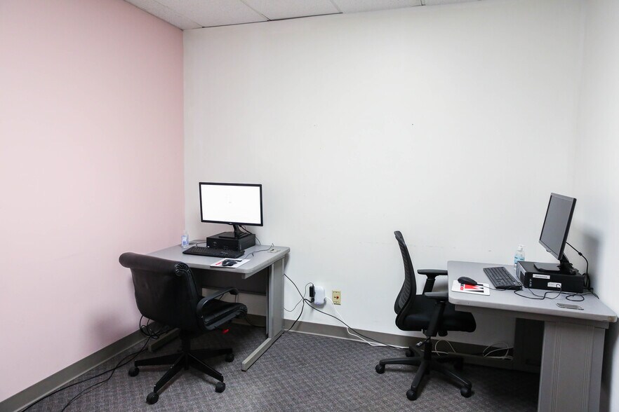 More Photos Of 626 Minnesota Ave, Kansas City Office For Lease