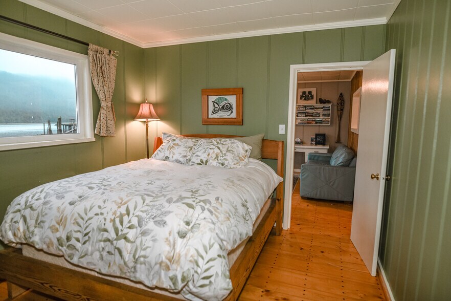 More Photos Of 3900 Skeena Dr, Port Edward Land For Sale