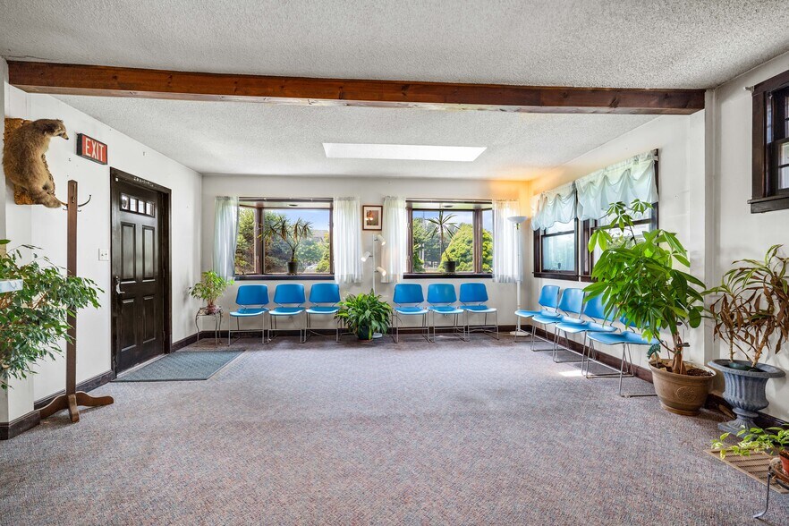 More Photos Of 401 E Pulaski Hwy, Elkton Medical For Sale