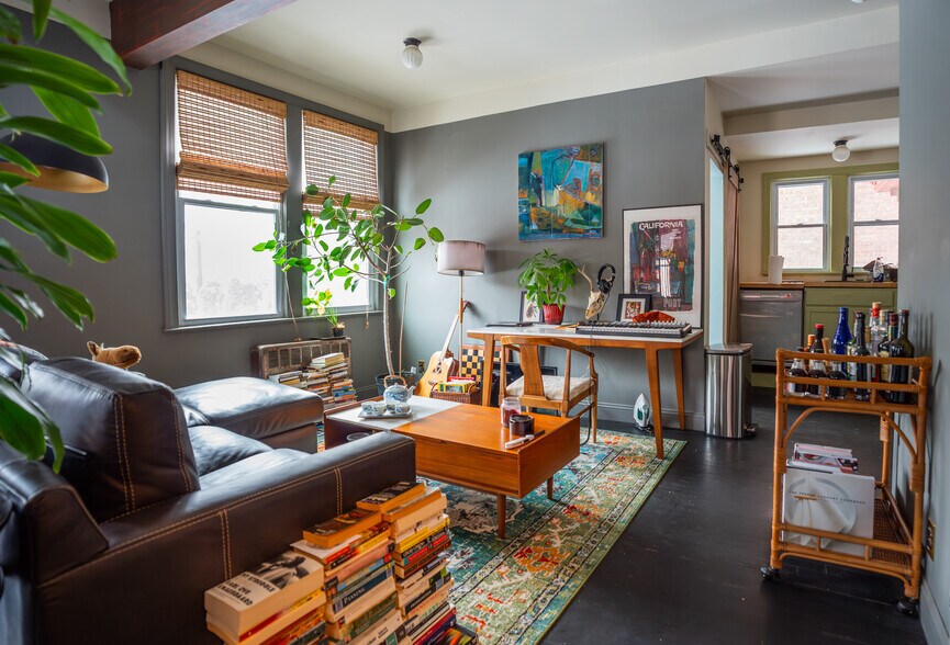 More Photos Of 8 Pearl St, Kingston Loft Creative Space For Sale