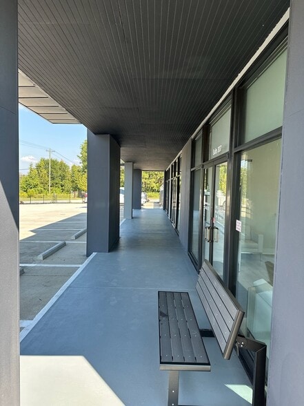 More Photos Of 200 Maxham Rd, Austell Storefront For Sale