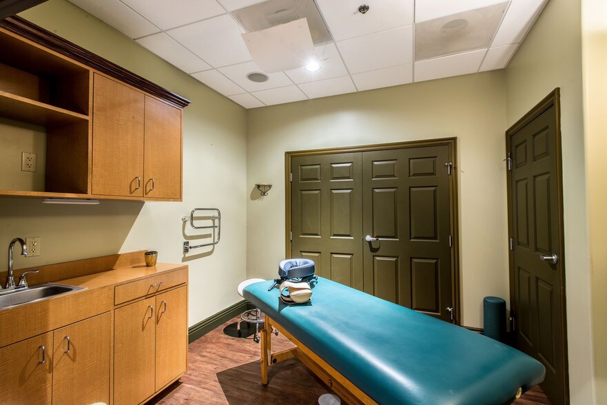 More Photos Of 1161 Puerta del Sol, San Clemente Medical For Lease