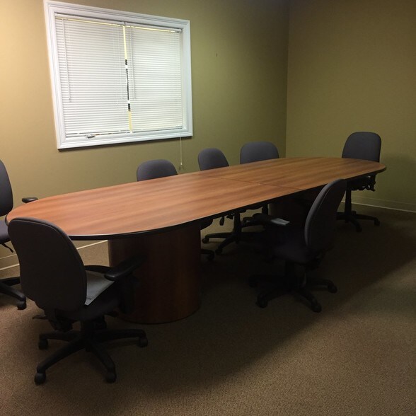 More Photos Of 3029 S Sherwood Forest Blvd, Baton Rouge Loft Creative Space For Lease