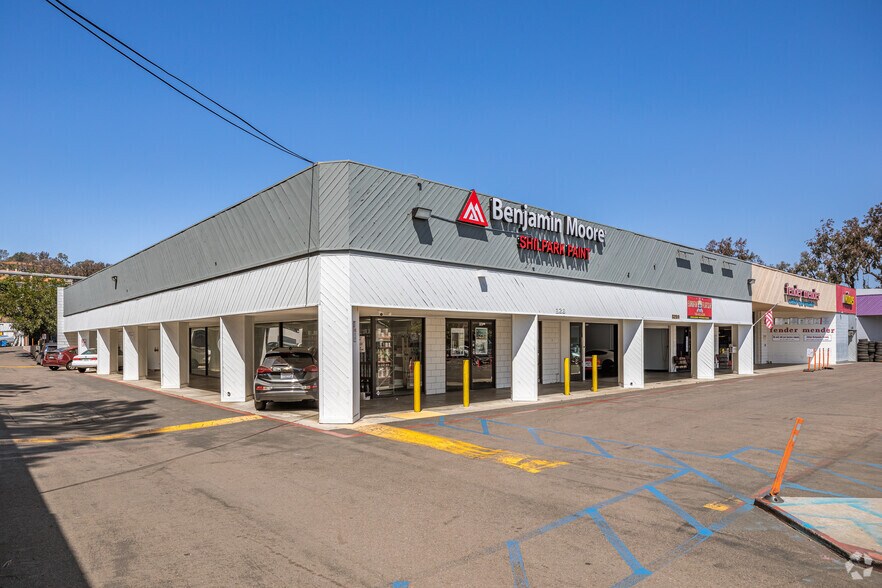 Primary Photo Of 318-330 N El Camino Real, Encinitas Unknown For Lease