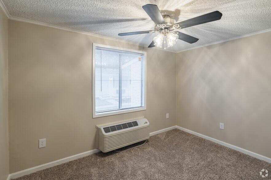 More Photos Of 210 Lanier Dr, Statesboro Apartments For Sale