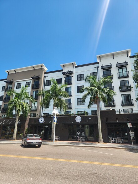 More Photos Of 1560 Central Ave, Saint Petersburg Apartments For Lease