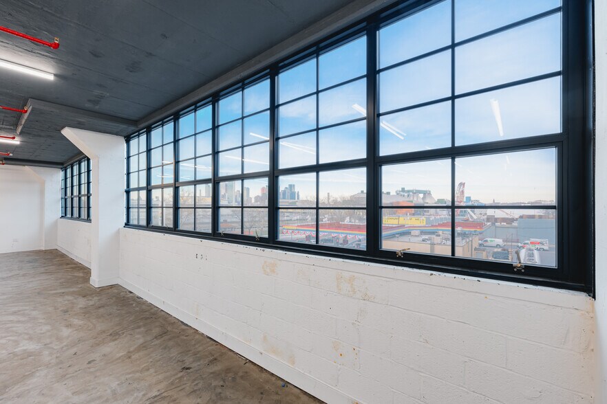 More Photos Of 236-276 Greenpoint Ave, Brooklyn Unknown For Lease