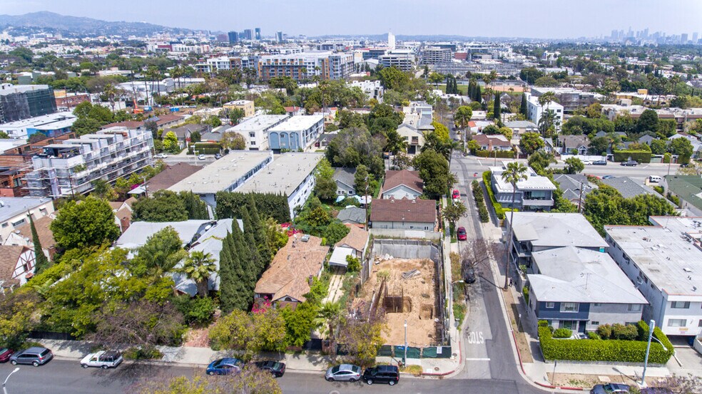 More Photos Of 1000 N Gardner St, West Hollywood Land For Sale
