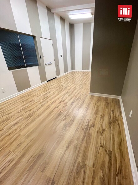 More Photos Of 10718 White Oak Ave, Granada Hills Medical For Lease