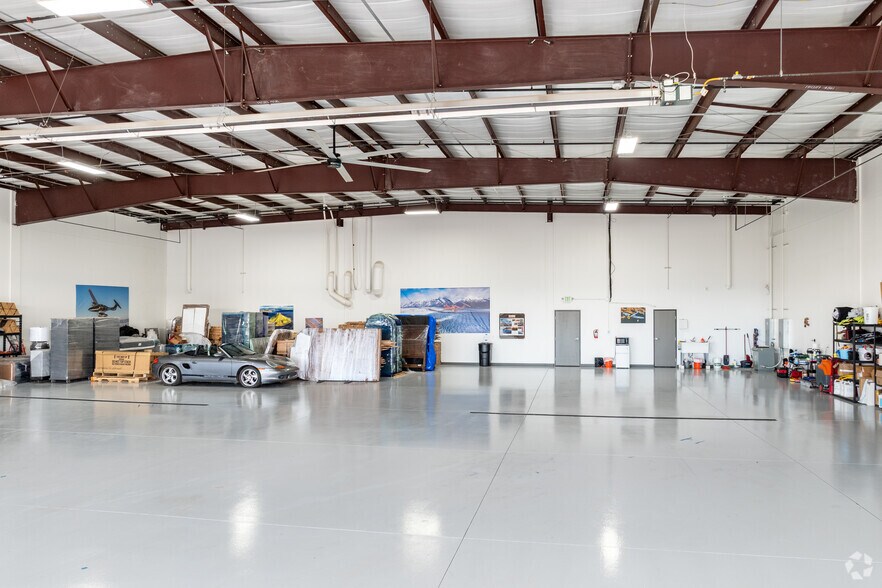 More Photos Of 3000 Airport Dr, Erie Research And Development For Sale